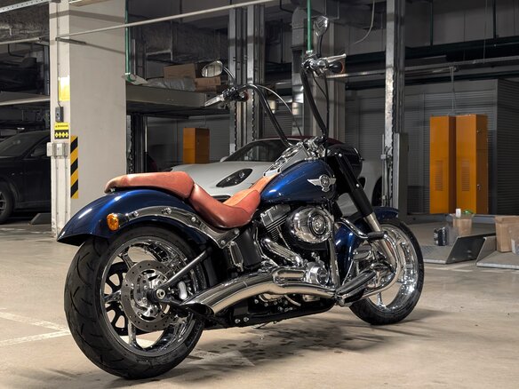 2012 Harley-Davidson Fat Boy, синий, 1280000 рублей - вид 7