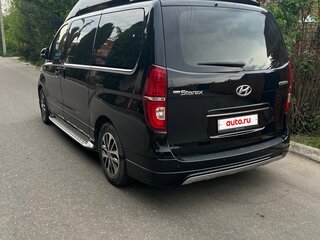 2019 Hyundai Grand Starex I Рестайлинг 2, чёрный, 4500000 рублей, вид 2