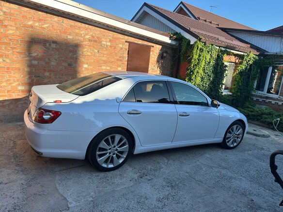 2007 Toyota Mark X I Рестайлинг, белый, 1300000 рублей - вид 9