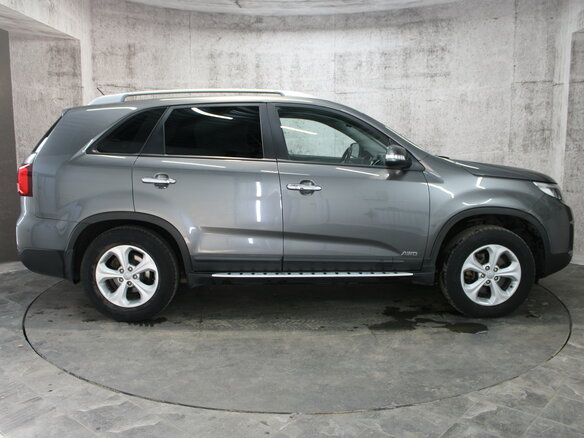 2014 Kia Sorento II Рестайлинг, серый, 1369000 рублей - вид 3