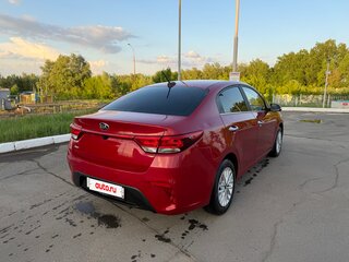 2020 Kia Rio IV, красный, 1450000 рублей, вид 3