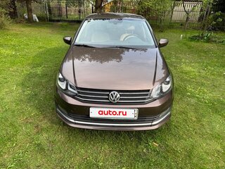 2017 Volkswagen Polo V Рестайлинг, коричневый, 1600000 рублей, вид 1