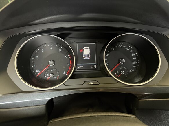 2021 Volkswagen Tiguan II Рестайлинг, серый - вид 13