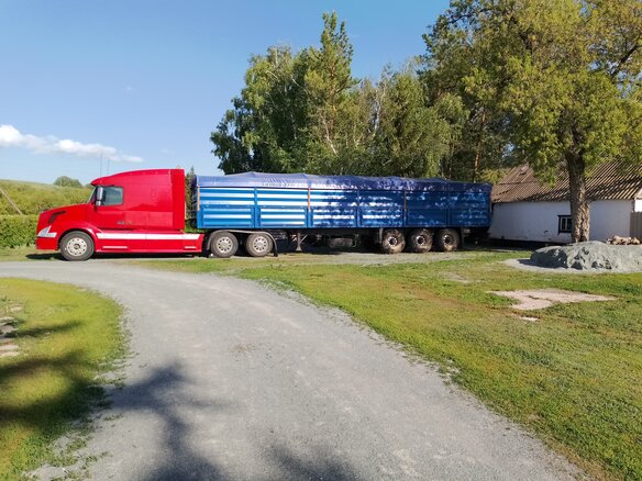 2003 Volvo VNL, красный, 5500000 рублей - вид 27