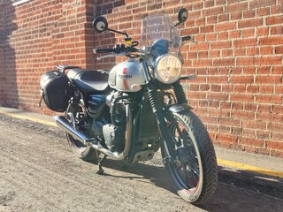 2016 Triumph Street Twin, серебристый, 575000 рублей, вид 5