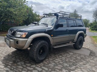 2000 Nissan Patrol V (Y61), зелёный, 1490000 рублей, вид 3