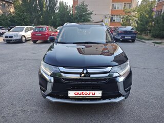 2015 Mitsubishi Outlander III Рестайлинг 2, чёрный, 1600000 рублей, вид 2