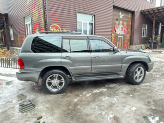 1999 Lexus LX 470 II, серый, 2900000 рублей, вид 3