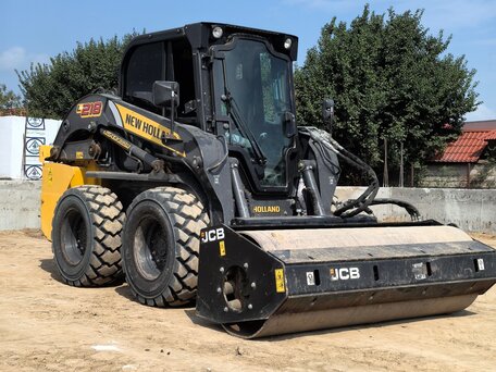 2019 New Holland L - series, жёлтый, 4000000 рублей, вид 3