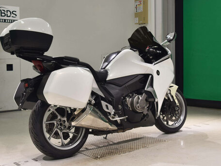 2011 Honda VFR 1200, белый, 699000 рублей, вид 5