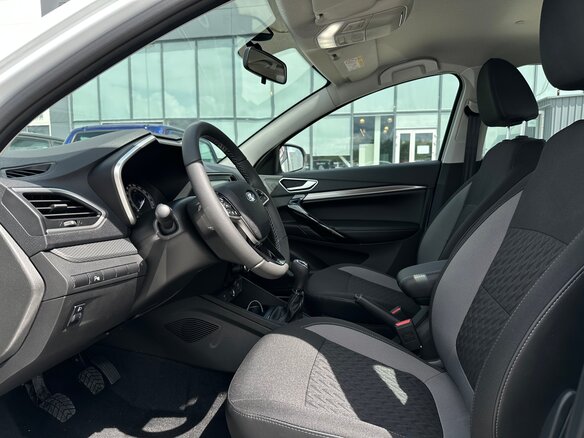 2026 Lada (ВАЗ) Vesta I Рестайлинг (NG), белый, 1785000 рублей - вид 11