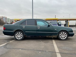 1999 Mercedes-Benz E-Класс 200 II (W210, S210), зелёный, 279000 рублей, вид 5