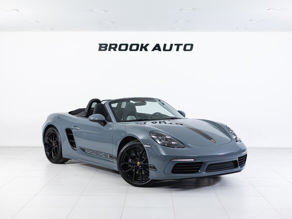 2025 Porsche Boxster IV 718 (982), серый, 12590000 рублей - вид 4