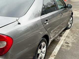 2004 Toyota Camry V (XV30), серебристый, 800000 рублей, вид 3