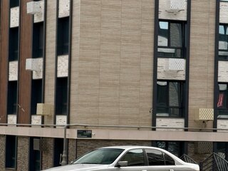 2002 BMW 5 серии 520i IV (E39) Рестайлинг, серебристый, 620000 рублей, вид 4