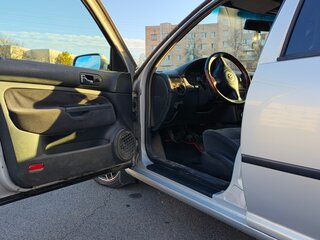 1998 Volkswagen Golf IV, серый, 390000 рублей, вид 5
