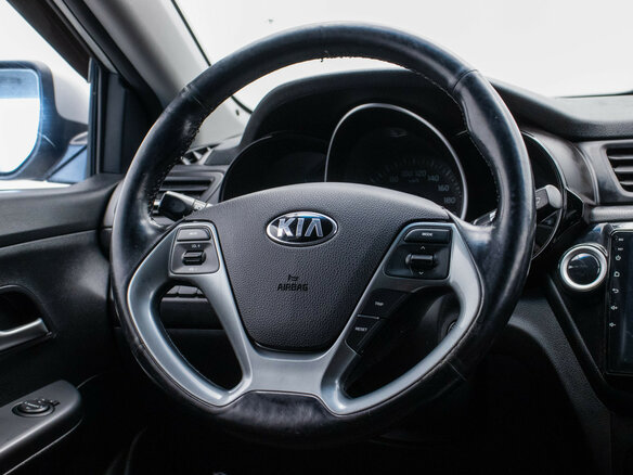 2016 Kia Rio III Рестайлинг, серебристый - вид 14
