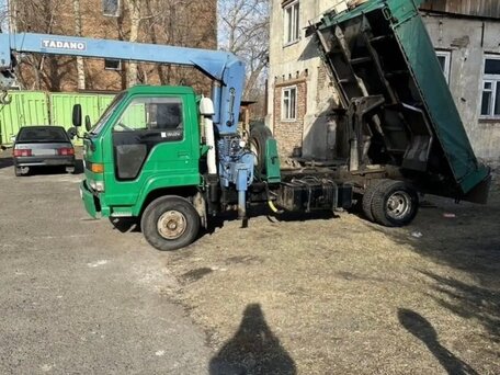 1991 Isuzu Forward (F-Series), зелёный, 3500000 рублей, вид 2