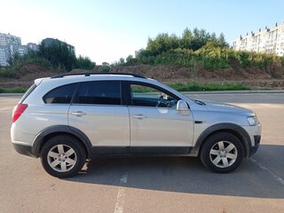2012 Chevrolet Captiva I Рестайлинг, серебристый, 1000000 рублей, вид 3