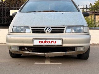 1999 Volkswagen Sharan I, серебристый, 150000 рублей, вид 2
