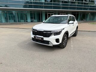 2026 Kia Seltos I Рестайлинг, белый, 2048000 рублей, вид 1