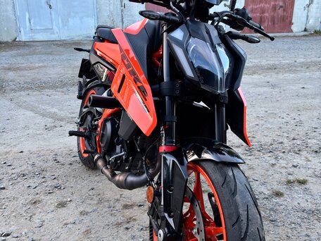 2023 KTM 390 Duke, оранжевый, 560000 рублей, вид 2