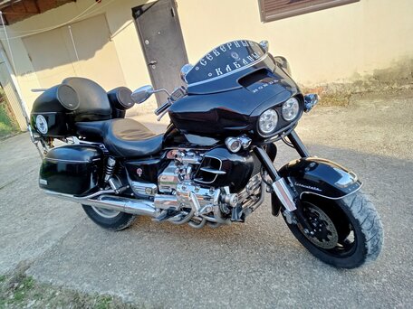 1999 Honda Valkyrie 1500, чёрный, 650000 рублей, вид 3