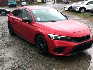 2021 Honda Civic XI, красный, 2830000 рублей, вид 1
