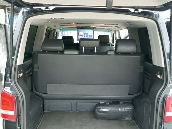 2011 Volkswagen Multivan T5 Рестайлинг, чёрный, 2800000 рублей - вид 16