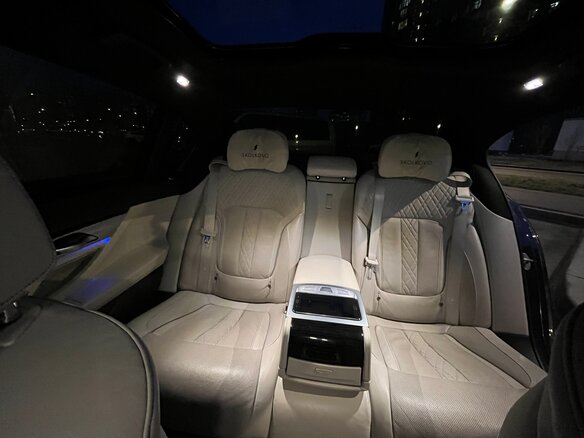2018 BMW 7 серии Long 730Ld xDrive VI (G11/G12), синий, 3500000 рублей - вид 17