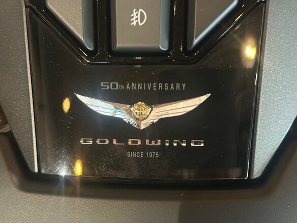 2025 Honda GL 1800 Gold Wing, пурпурный, 4600000 рублей - вид 7