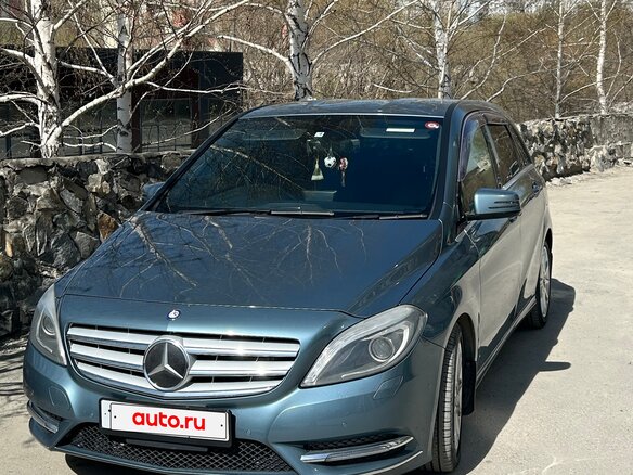 2012 Mercedes-Benz B-Класс 180 II (W246), синий, 1100000 рублей
