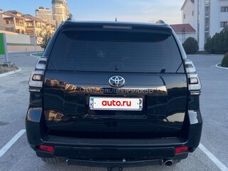 2022 Toyota Land Cruiser Prado 150 Series Рестайлинг 3, чёрный, 6000000 рублей, вид 5