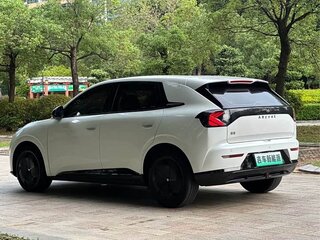 2026 Arcfox Beta T1 36.4 kWh, белый, 1000999 рублей, вид 4