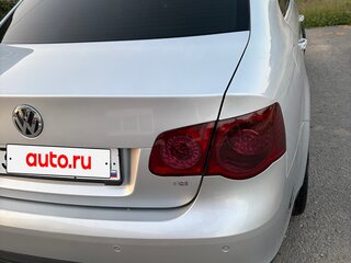 2008 Volkswagen Jetta V, серебристый, 620000 рублей, вид 3