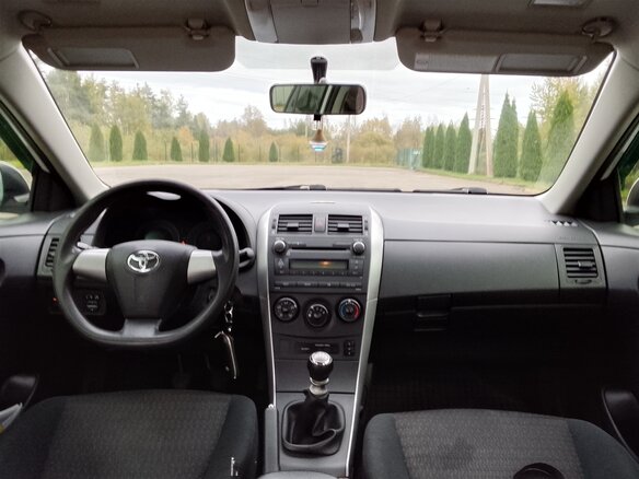 2012 Toyota Corolla X (E140, E150) Рестайлинг, белый, 820000 рублей - вид 10