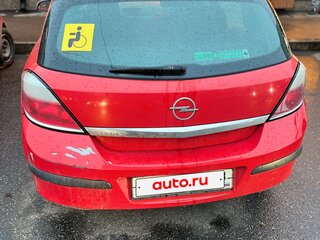 2006 Opel Astra H, красный, 225000 рублей, вид 4