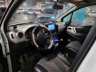 2013 Citroen Berlingo II Рестайлинг, белый, 670000 рублей, вид 3