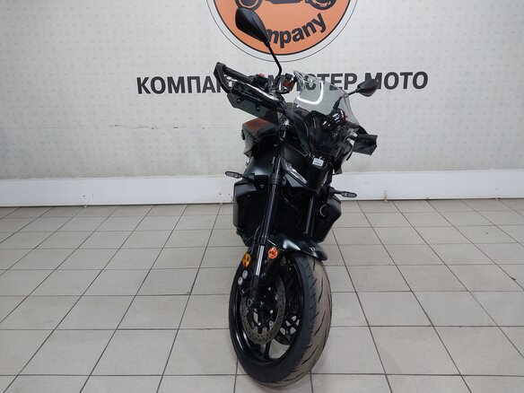 2024 Yamaha MT-09 (FZ-09), чёрный, 1299000 рублей - вид 2