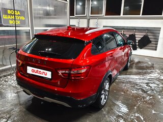 2019 Lada (ВАЗ) Vesta SW Cross I, красный, 900000 рублей, вид 4