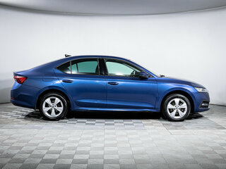 2021 Skoda Octavia IV (A8), синий, 1399999 рублей, вид 4