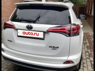 2018 Toyota RAV4 IV (XA40) Рестайлинг, белый, 2350000 рублей, вид 5