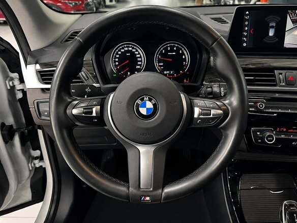 2022 BMW X1 Long 20Li sDrive II (F48) Рестайлинг, белый, 2085010 рублей - вид 6