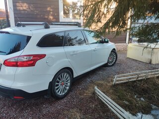 2012 Ford Focus III, белый, 709000 рублей, вид 4