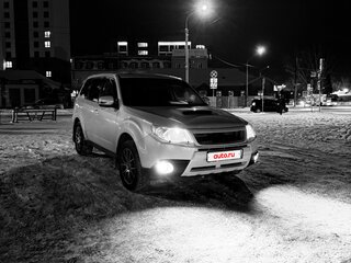 2011 Subaru Forester III Рестайлинг, белый, 2150000 рублей, вид 2