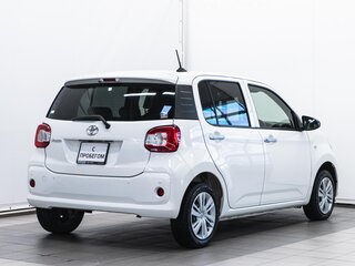 2021 Toyota Passo III Рестайлинг, белый, 999000 рублей, вид 3