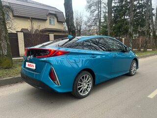2018 Toyota Prius PHV ZVW52 IV (XW50), голубой, 1830000 рублей, вид 3