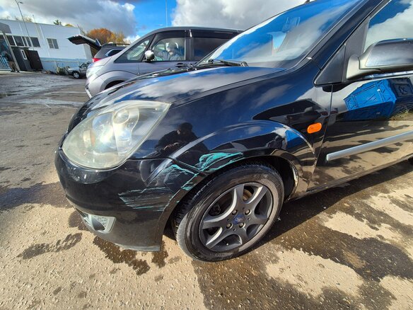 2007 Ford Fiesta Mk5, чёрный, 410000 рублей - вид 4