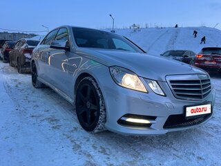 2012 Mercedes-Benz E-Класс 200 7G-Tronic IV (W212, S212, C207), серебристый, 1750000 рублей, вид 2