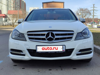 2011 Mercedes-Benz C-Класс 200 III (W204) Рестайлинг, белый, 1340000 рублей, вид 3